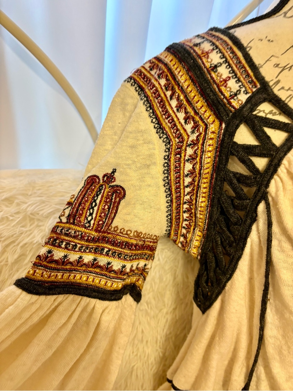 Y2K Free People Cream Peasant Tunic with Black Trim and Maroon Embroidery - Picture 3 of 11